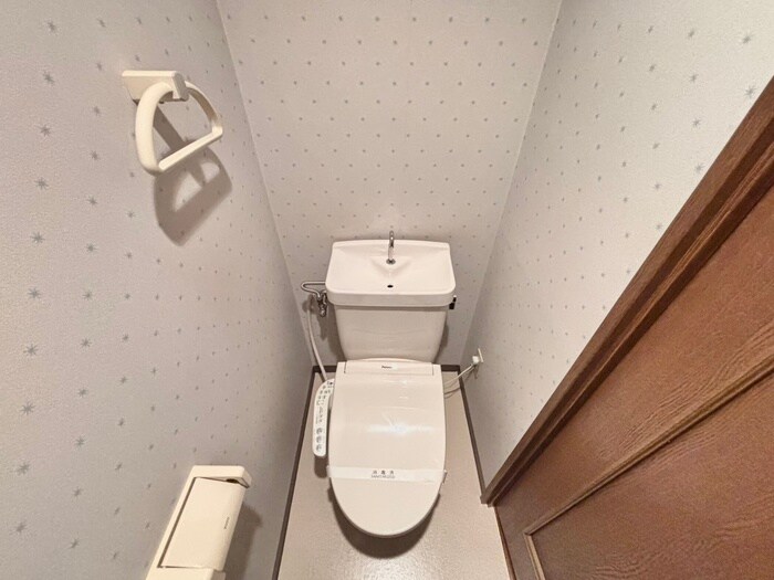 物件内観写真12　(トイレ)