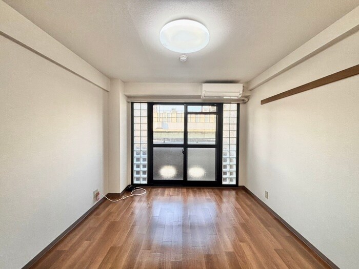 物件内観写真13　(居室)