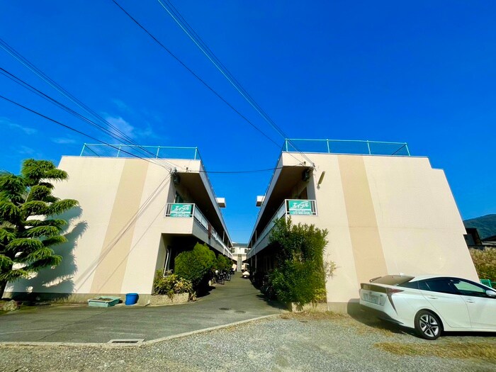 物件外観写真6　(周辺環境)