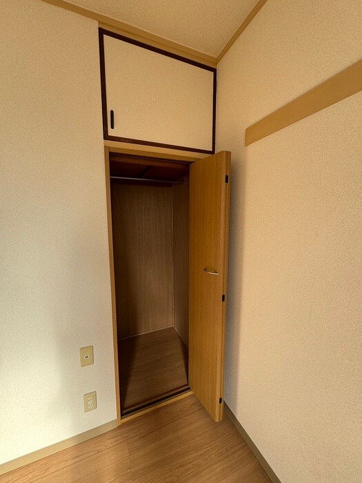 物件内観写真18　(収納)