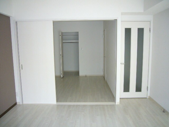 物件内観写真5　(居室)