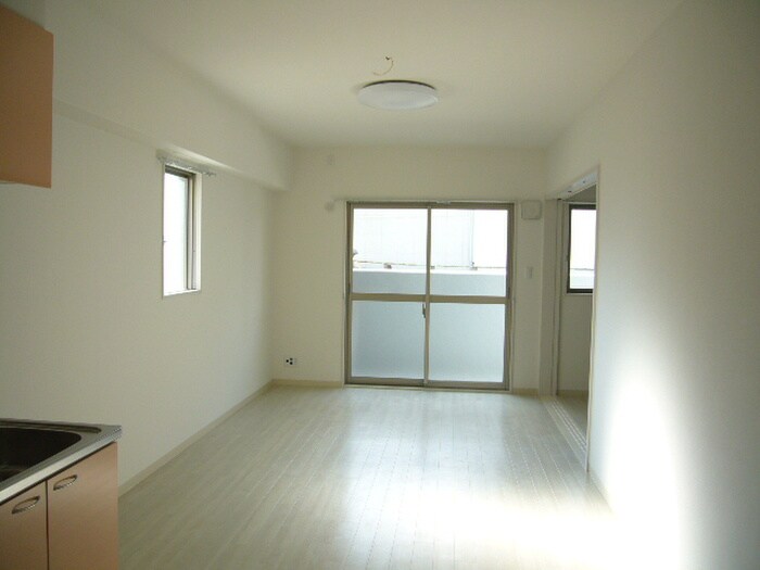 物件内観写真5　(居室)