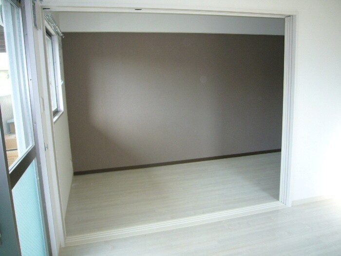 物件内観写真13　(居室)