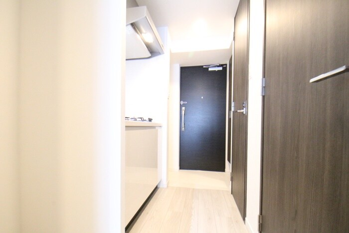 物件内観写真20　(廊下)