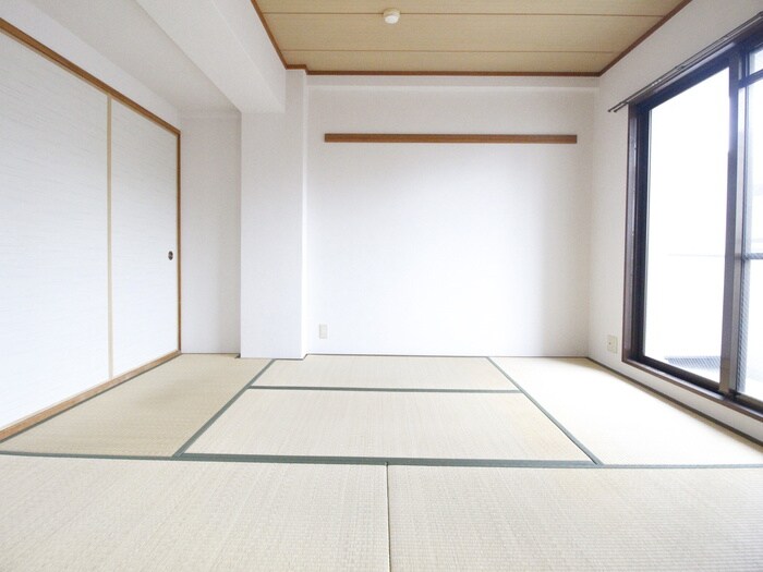 物件内観写真9　(居室)