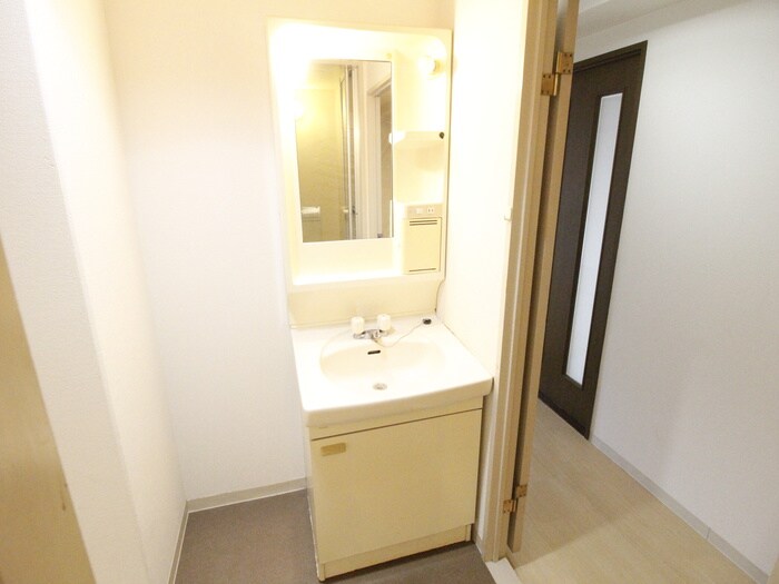 物件内観写真13　(洗面)