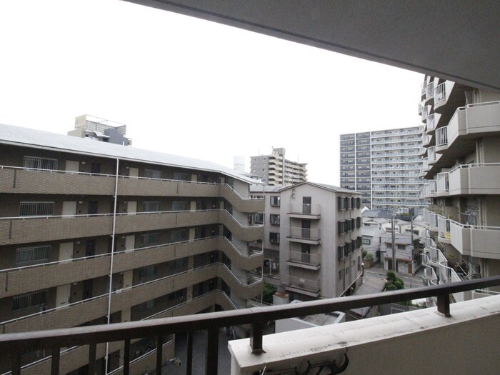 物件内観写真22　(室内からの展望)