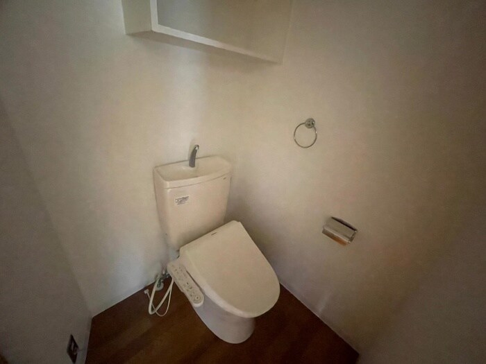 物件内観写真13　(トイレ)