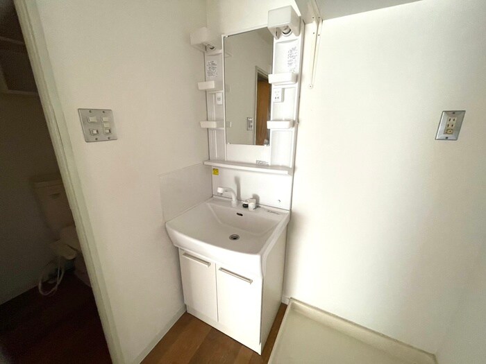 物件内観写真14　(洗面)
