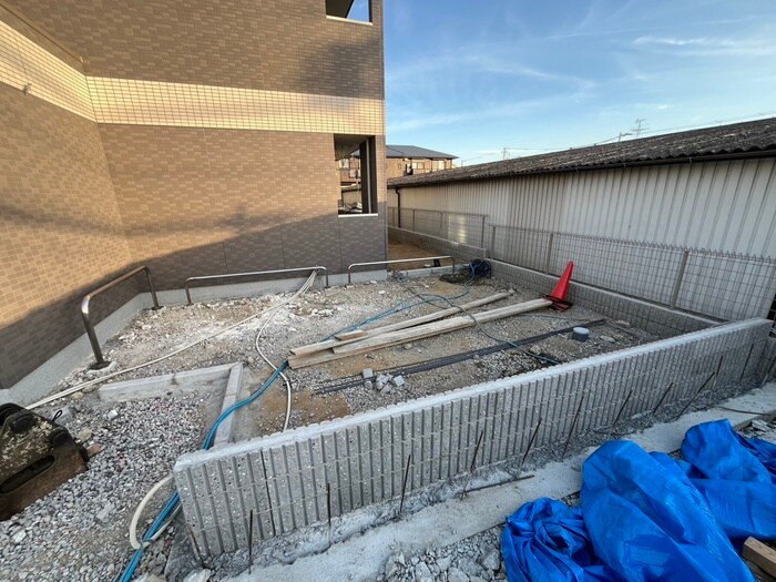 物件外観写真6　(建築中)