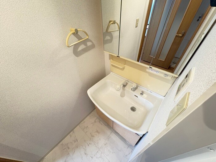 物件内観写真13　(洗面)