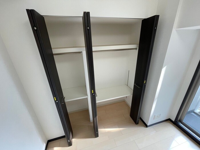 物件内観写真16　(収納)