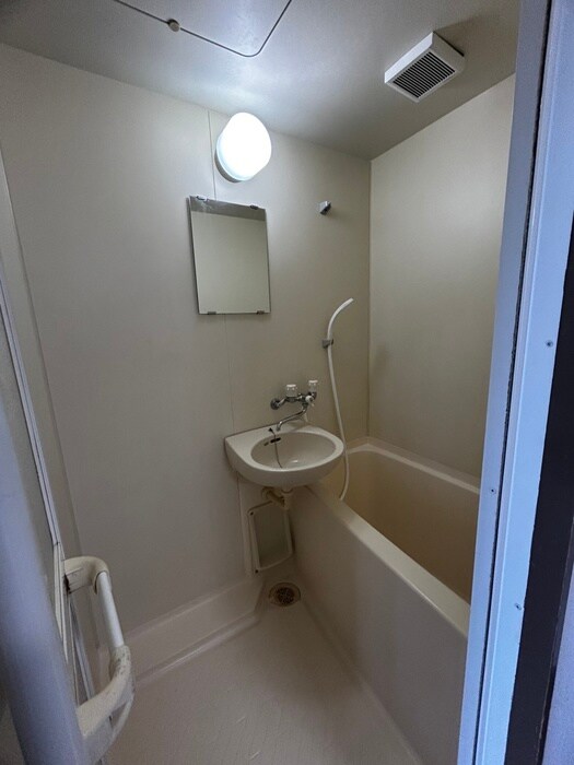 物件内観写真10　(バス／シャワールーム等)