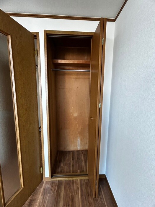 物件内観写真12　(収納)