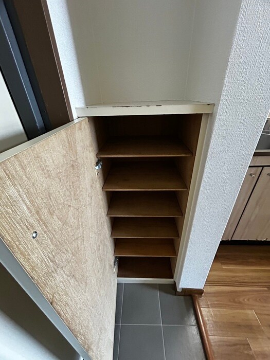 物件内観写真14　(靴箱)