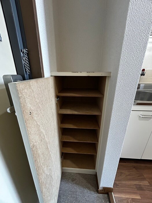 物件内観写真14　(靴箱)