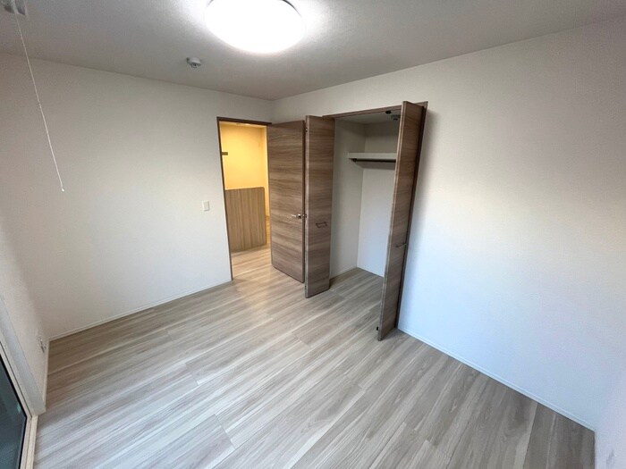 物件内観写真8　(居室)