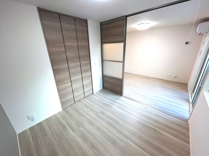 物件内観写真8　(居室)