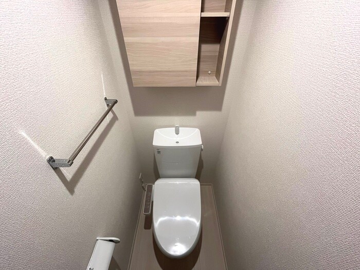 物件内観写真12　(トイレ)