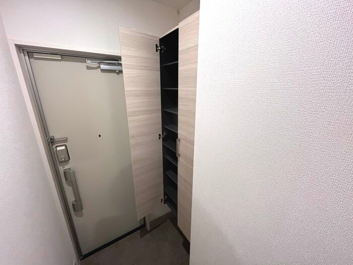 物件内観写真15　(靴箱)