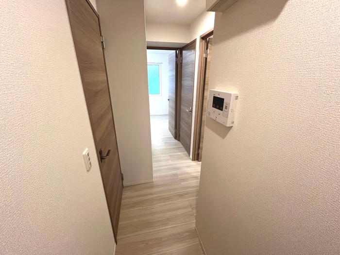 物件内観写真16　(廊下)