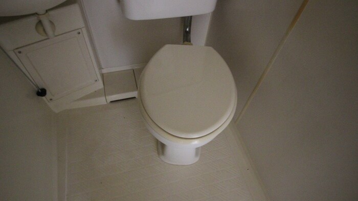 物件内観写真14　(トイレ)