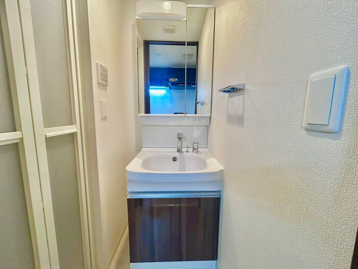 物件内観写真6　(洗面)