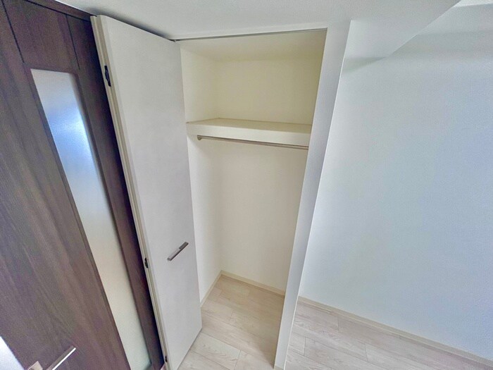 物件内観写真12　(収納)