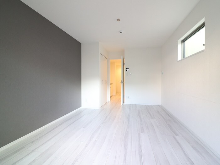 物件内観写真4　(居室)