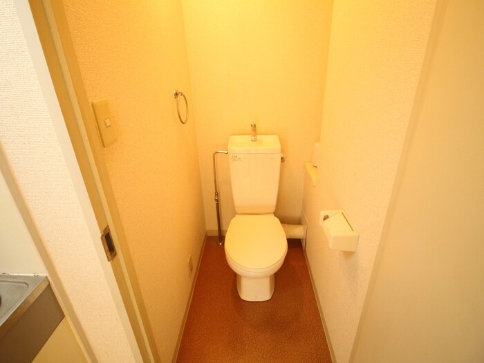 物件内観写真13　(トイレ)