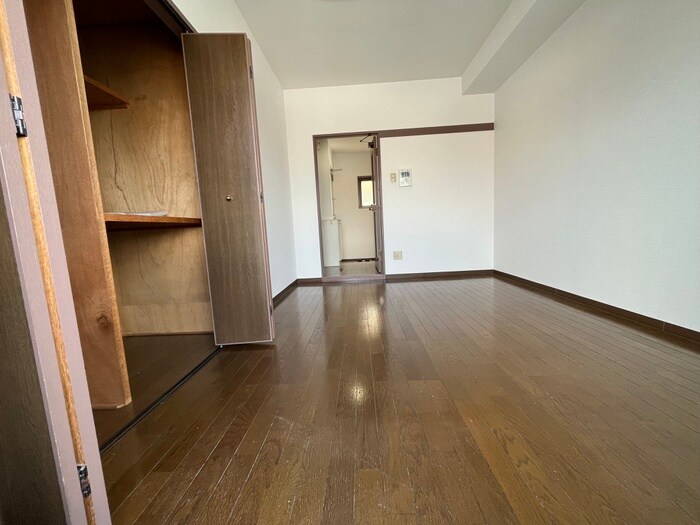 物件内観写真13　(居室)