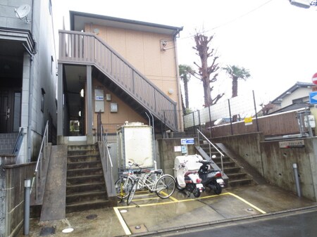 メゾン　アイビス衣笠外観写真