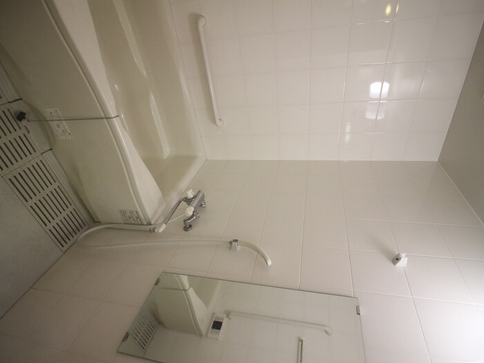 物件内観写真8　(バス／シャワールーム等)