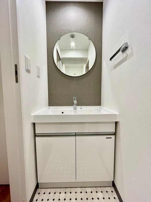 物件内観写真13　(洗面)