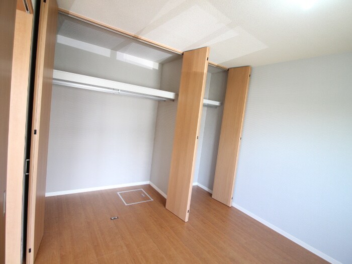 物件内観写真9　(収納)