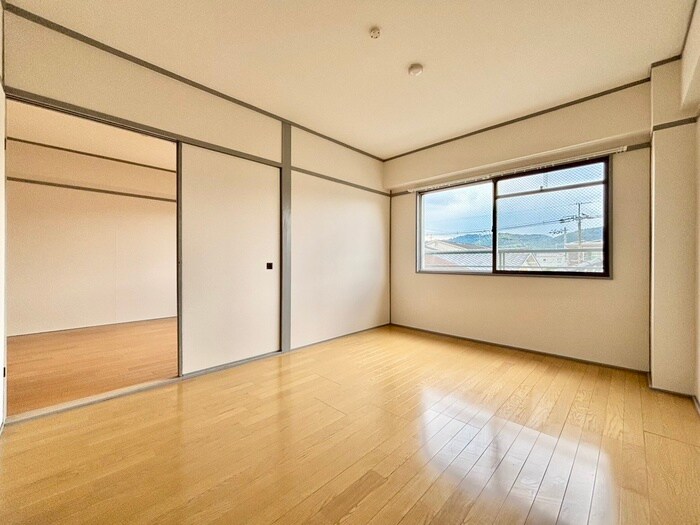 物件内観写真11　(居室)