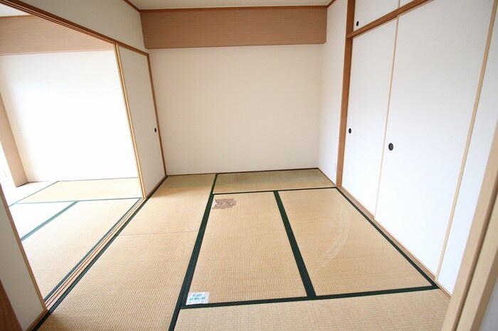 物件内観写真10　(居室)