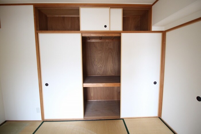 物件内観写真11　(収納)