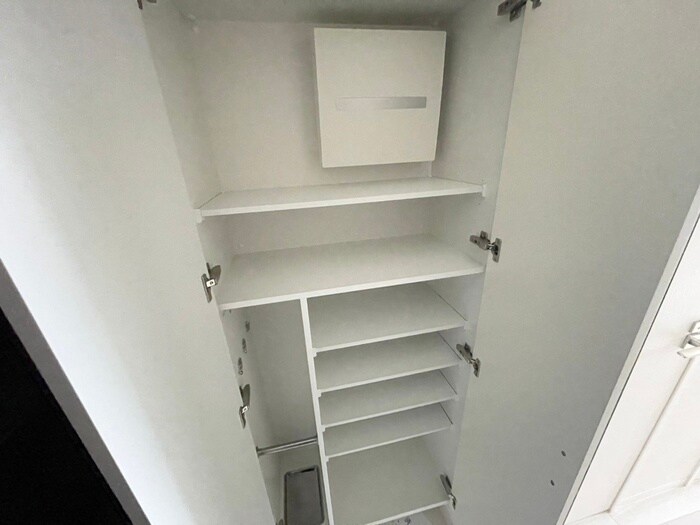 物件内観写真14　(靴箱)