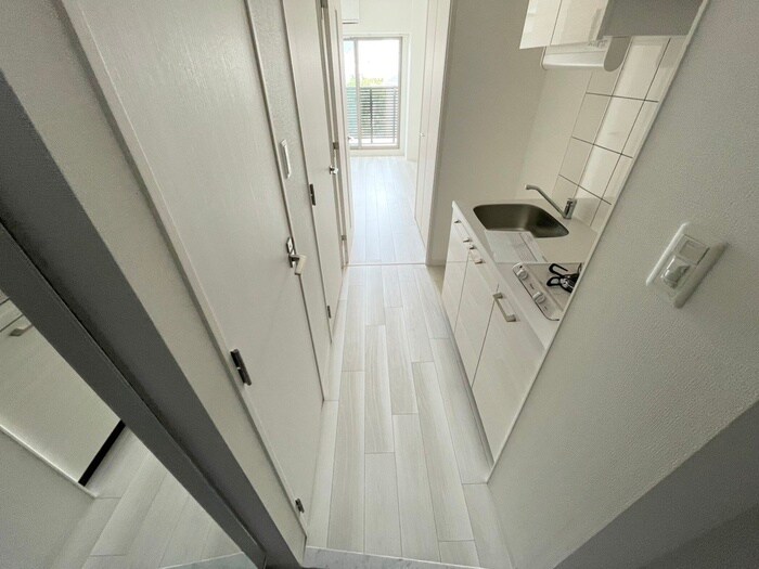 物件内観写真15　(廊下)