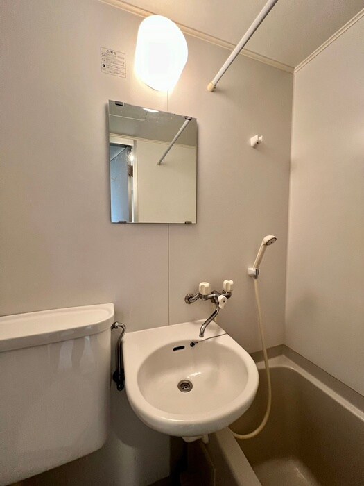 物件内観写真13　(洗面)