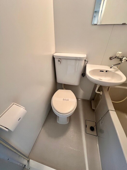 物件内観写真15　(トイレ)