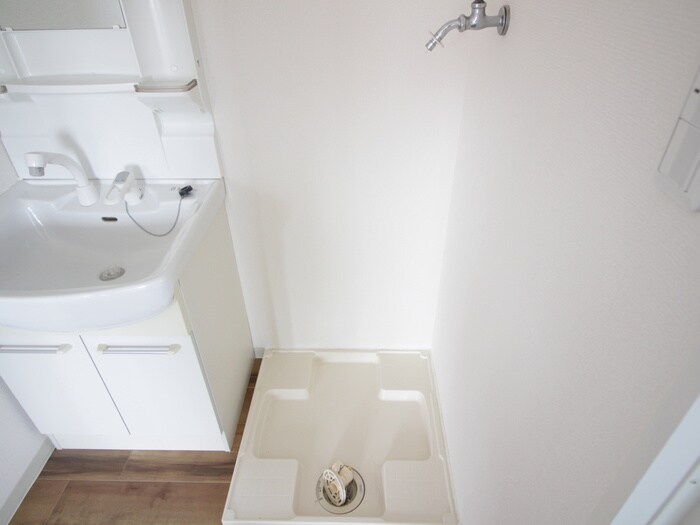 物件内観写真21　(洗濯機置場)