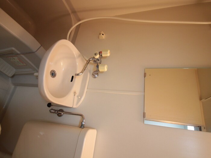 物件内観写真9　(洗面)