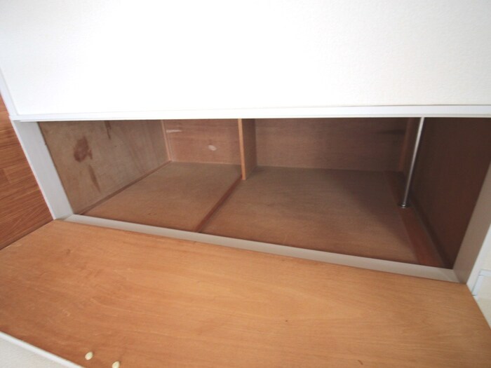 物件内観写真21　(収納)