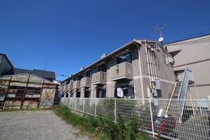 ロイヤルホ－ミ－なかもず外観写真