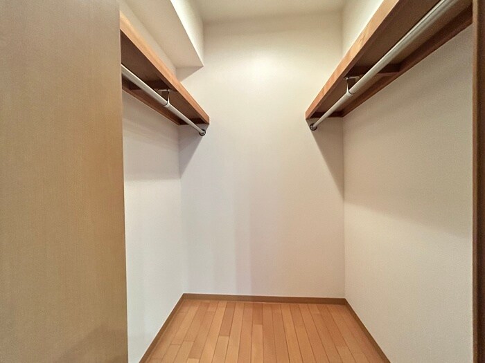 物件内観写真16　(収納)