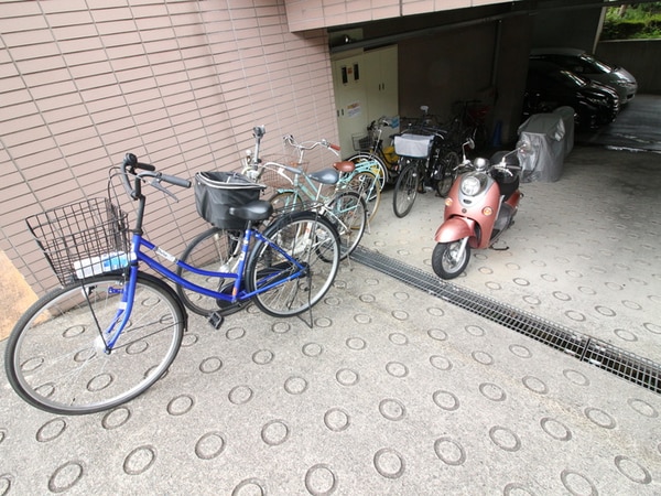駐輪場