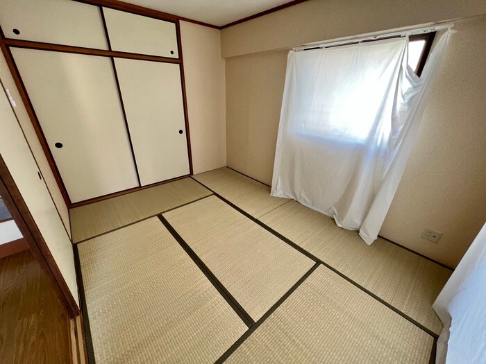 物件内観写真9　(居室)