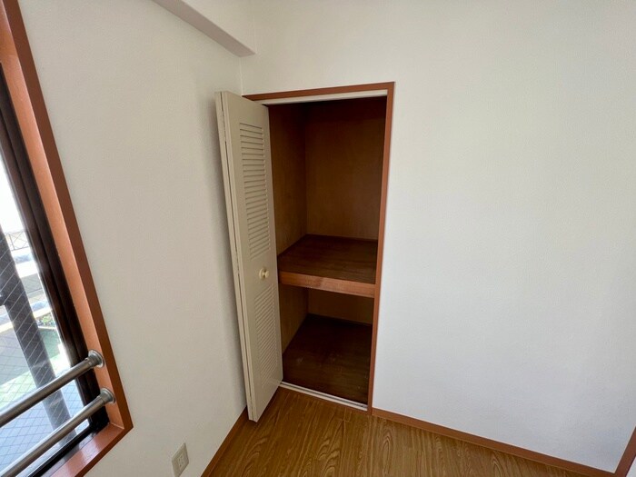 物件内観写真16　(収納)